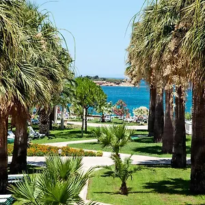 Club Tarhan Resort